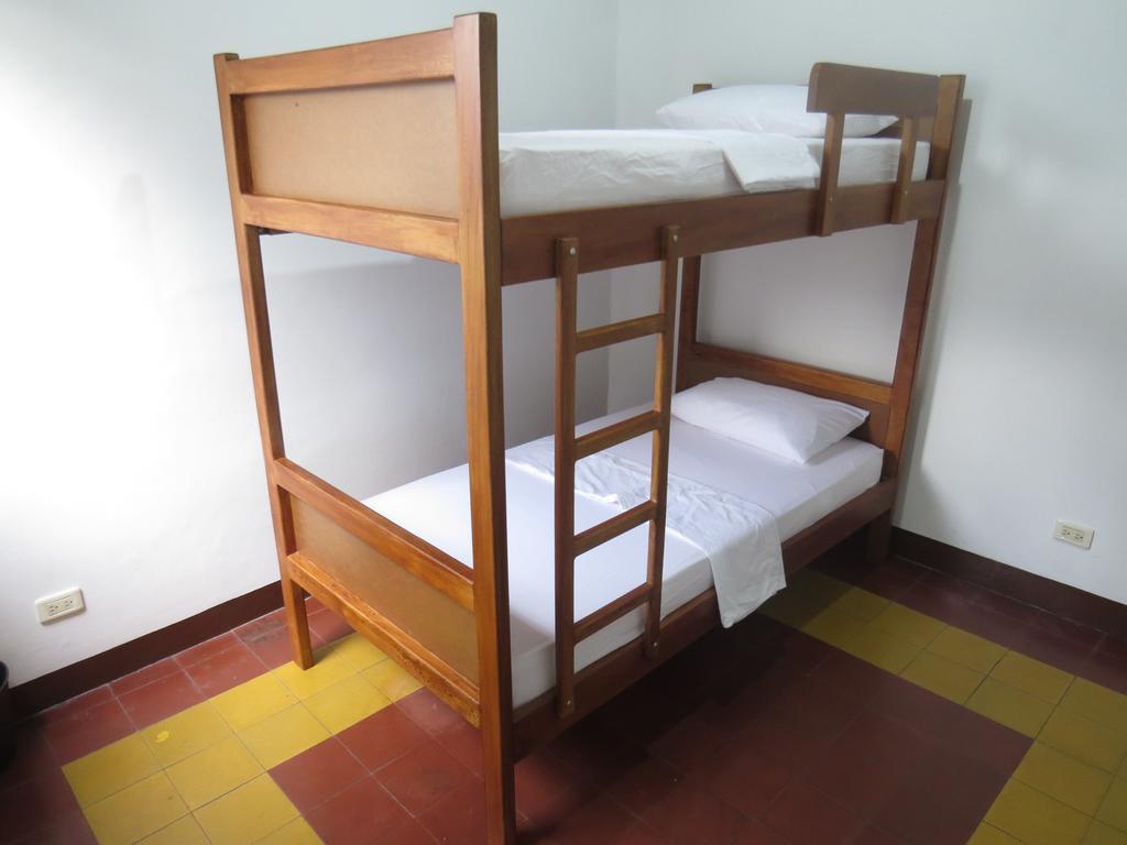 Hostal Casa Prado Medellín Eksteriør bilde